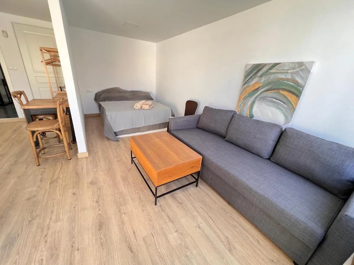 Apartmán El 7 Rincon De La Victoria Malaga Playa Y Piscina 0*,  Španělsko