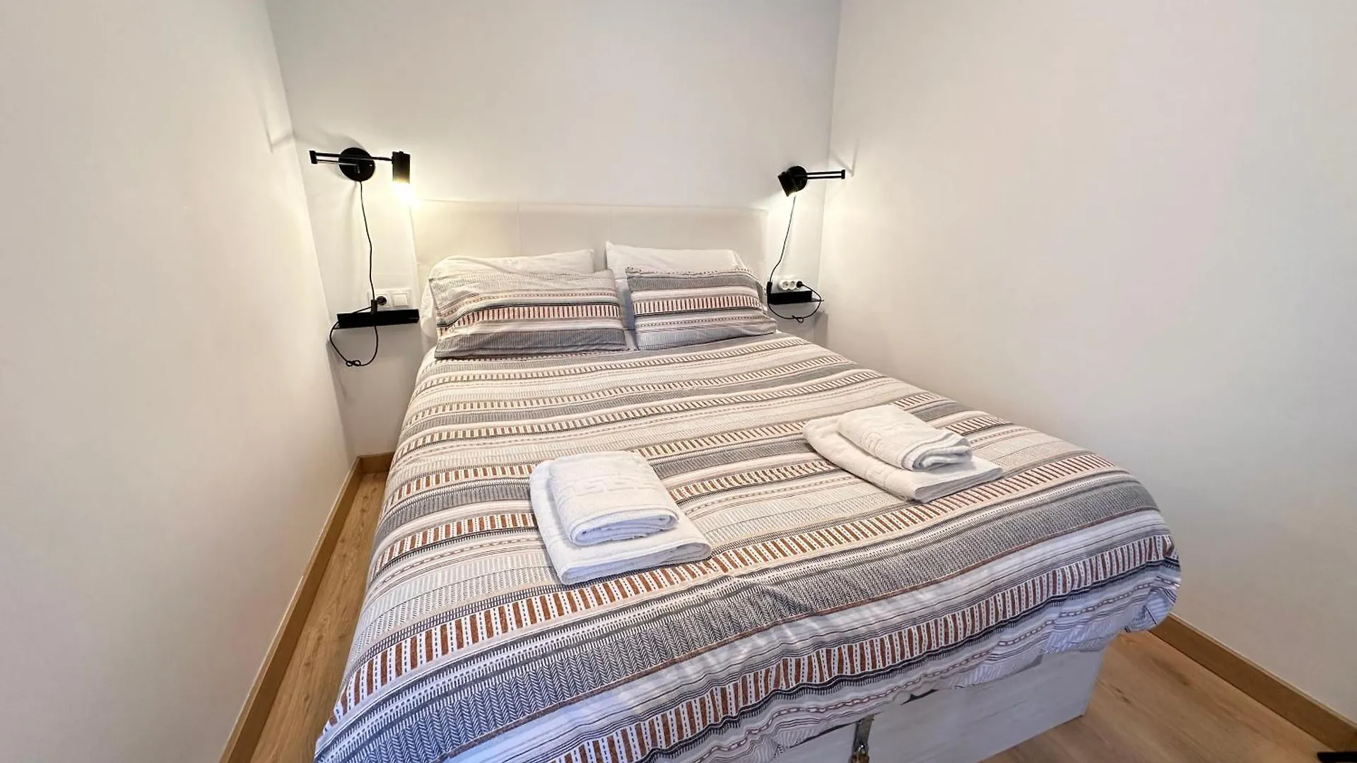 Apartmán El 7 Rincon De La Victoria Malaga Playa Y Piscina Španělsko